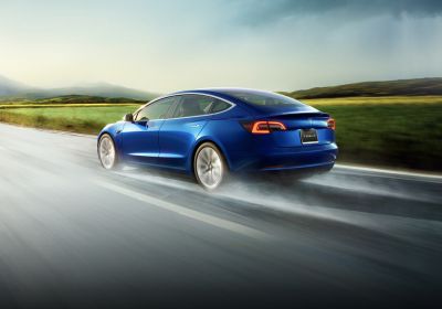 Tesla v lednu ovládla čínský elektromobilový trh!