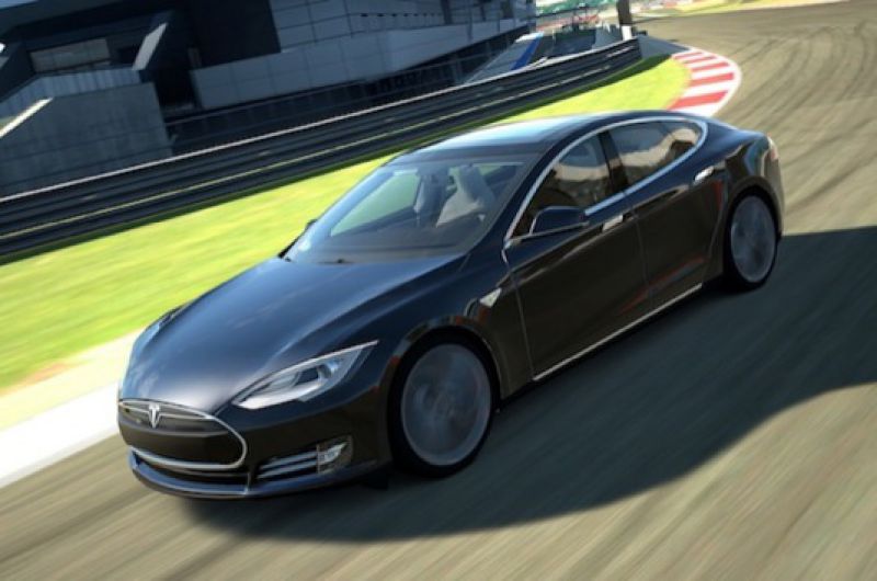 VIDEO: Tesla Model S P85D vs Ferrari F12