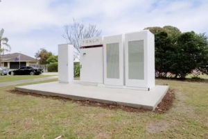 Energie téměř zdarma pro 52 domácností v Austrálii díky Tesla Powerpack
