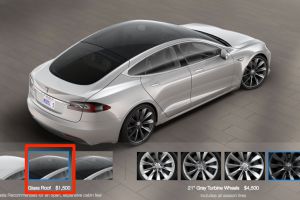 Nový pětimístný Tesla Model X a Model S se skleněnou střechou