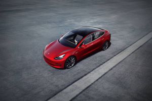 Tesla dodala rekordní počet vozů!