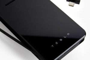 Tesla představuje novou atraktivní nabíječku pro  iPhone, za kterou si nechá pořádně zaplatit