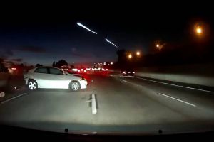 Unikátní video: Start Falconu 9 způsobil dopravní nehodu na dálnici