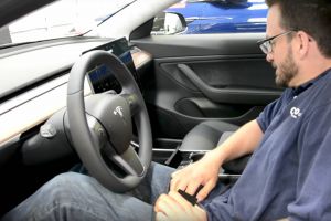 VIDEO: Interiér Tesla Model 3 v porovnání s Model S a Model X