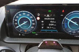 Vyrazili jsme elektromobilem do Španělska a málem jsme nedojeli – 2. část