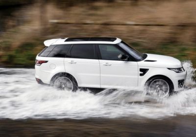 BMW i Jaguar Land Rover míří k elektromobilům, diesely už netáhnou