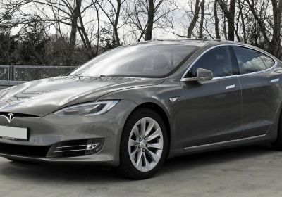 Dojezd elektromobilů se stále zvyšuje, Tesla Model S již nabízí 658 km!