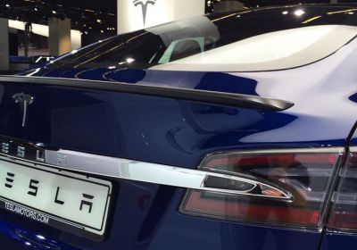 Frankfurt přivítá Tesla Model S 90D a ukázku Ludicrous Mode