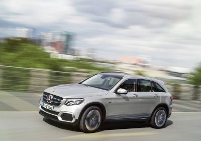 Mercedes dá do elektromobilů miliardy, svou pozici si pojistí i v USA