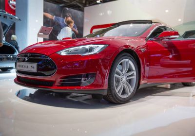 Model S na Paris Motor Show 2014