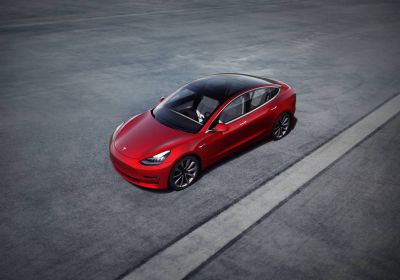 Tesla dodala rekordní počet vozů!