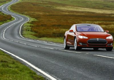 Tesla Motors startuje program na prodej ojetých vozů