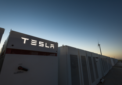 Tesla Powerpack má v Austrálii dveře otevřené, nové zakázky se jen hrnou