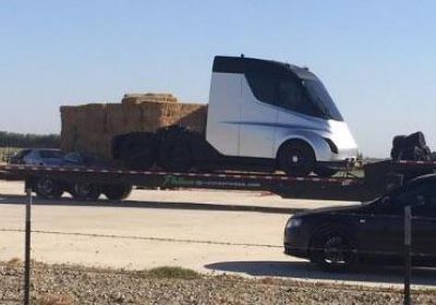 Tesla představí Semi-truck oficiálně 16. listopadu