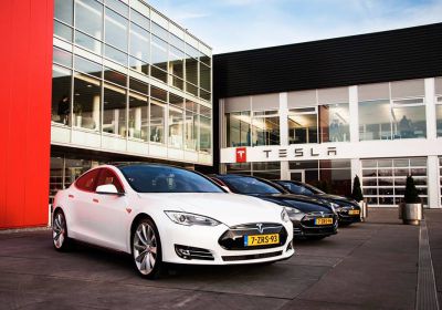 Tesla Švýcarsko: půlroční obrat téměř dvojnásobně převyšuje obrat za celý minulý rok