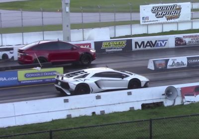VIDEO: Tesla Model X P100D vs. Lamborghini SV limitované edice