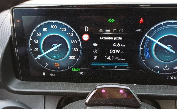 Vyrazili jsme elektromobilem do Španělska a málem jsme nedojeli – 2. část