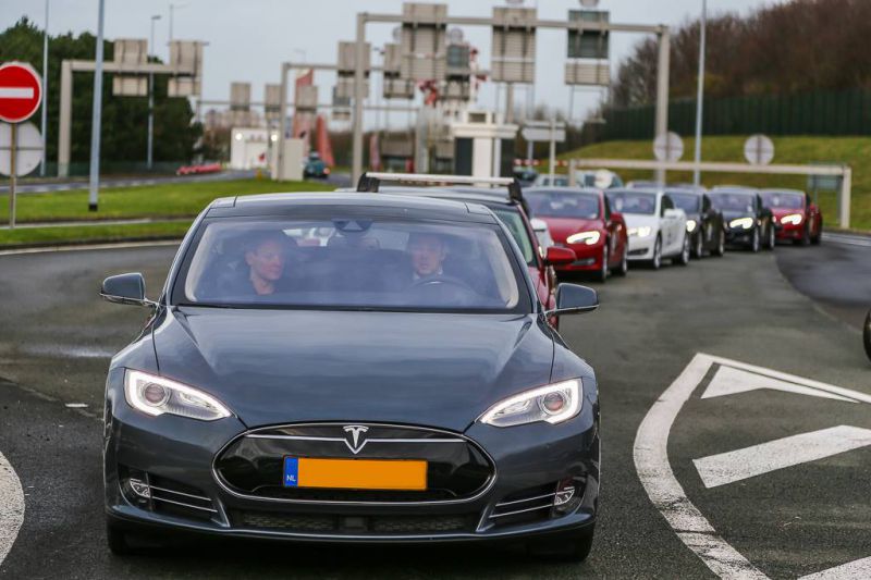 4 věci, které jsem se naučil během 10 tisících mil s Tesla Model S