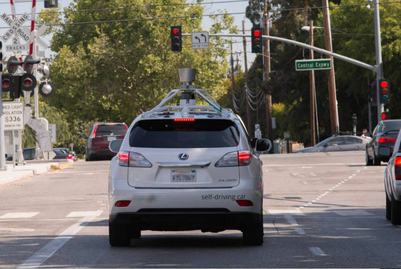 Apple se připojil k Tesle: testuje autonomní auta na silnicích Kalifornie