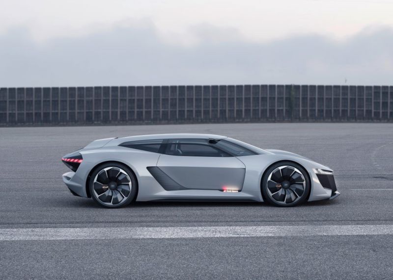 Audi přichází s elektrickým supersportem, který si brousí zuby i na Roadster od Tesly