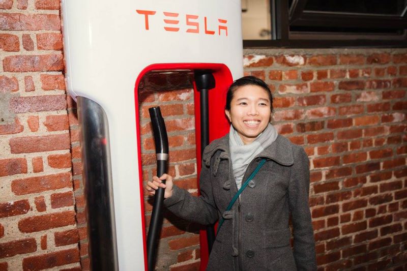 Bude Tesla Model 3 nabíjet u Superchargerů zdarma?