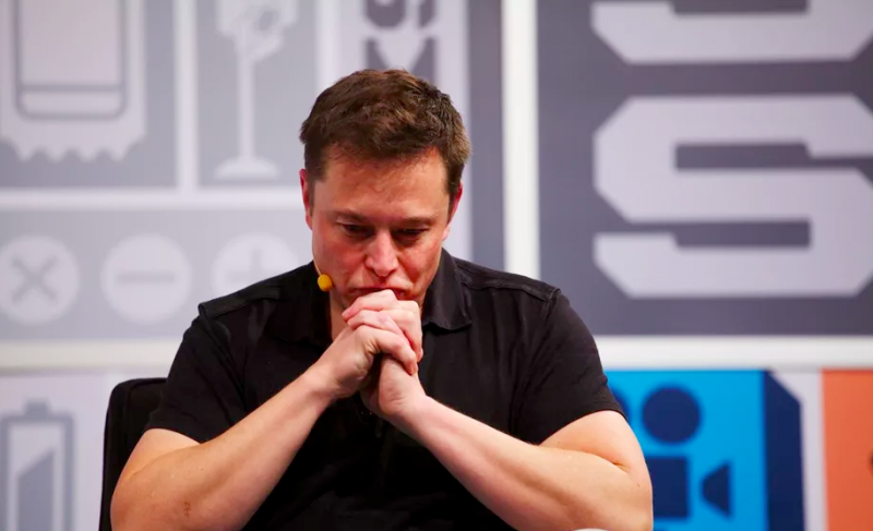 Elon Musk končí v předsednickém křesle Tesly