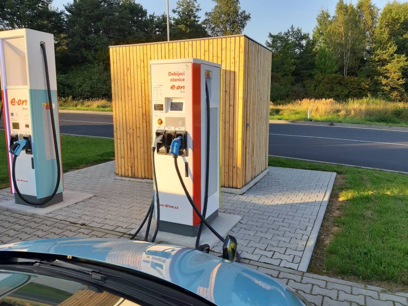 Malým elektromobilem ze Španělska do ČR a navíc zadarmo – utopie?