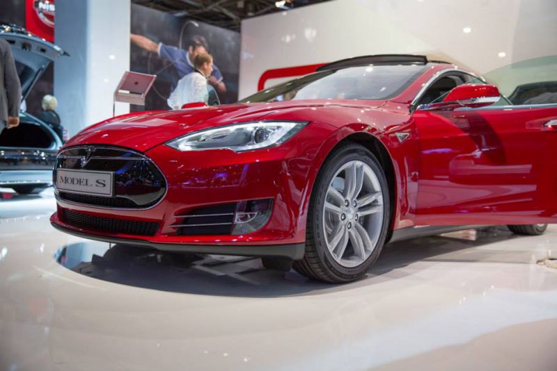 Model S na Paris Motor Show 2014