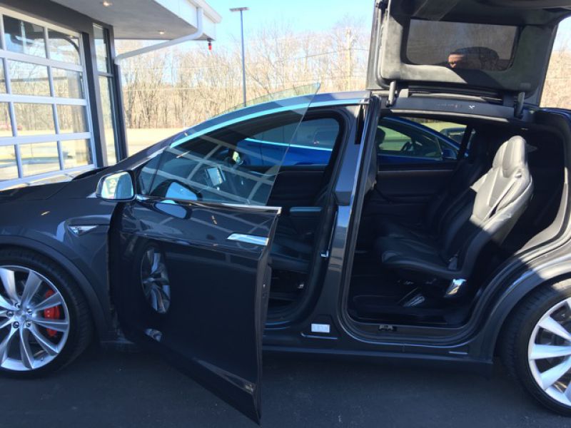 Tesla Model X: recenze, 2. část