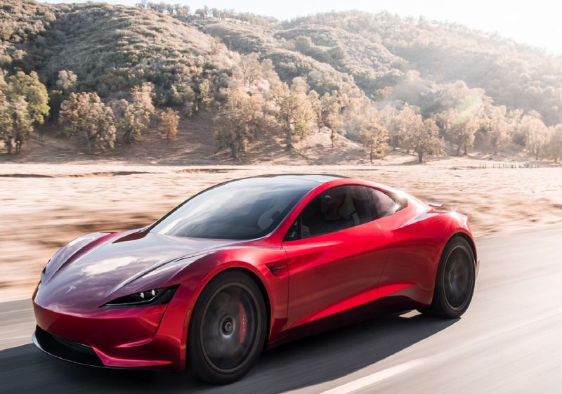 Tesla nepřestává udivovat. Její nový Roadster se bude umět vznášet!