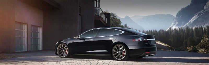 Tesla začne nabízet více dostupnějších vozů. Prozatím jde však jen o ojetiny