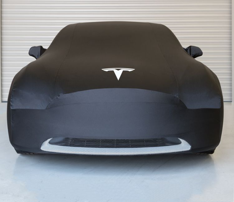 V Tesla store nově ochranný obal na Model 3