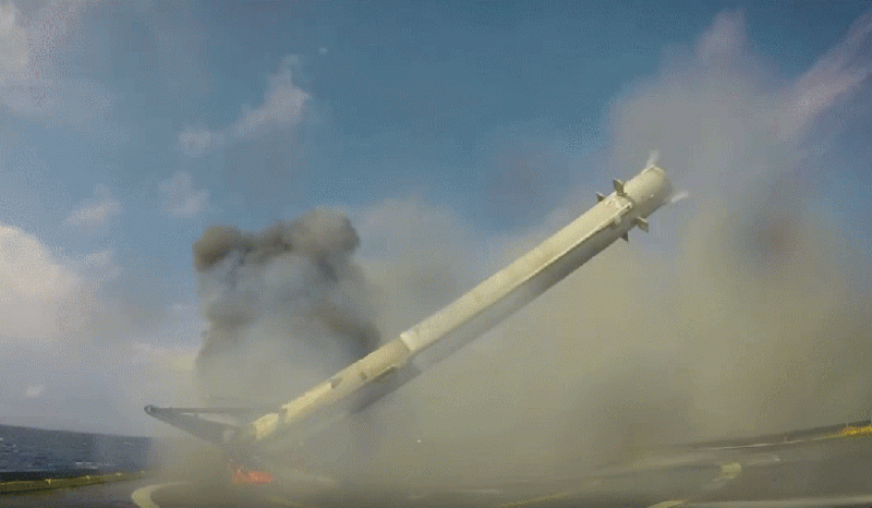 Video: Něco si přej... Padá raketa SpaceX!