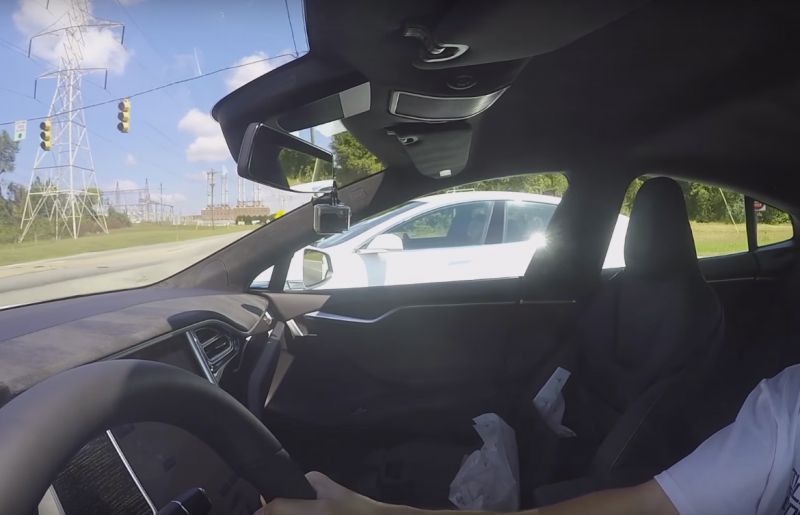 VIDEO: O kolik je rychlejší Tesla Model S P100DL než Model S P90D?