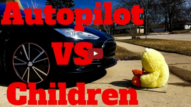 VIDEO: Tesla Autopilot Summon vs. malé dítě