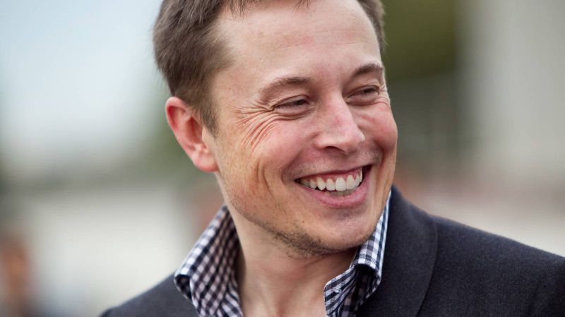 Vychází podrobná biografie zakladatele Tesly Elona Muska 