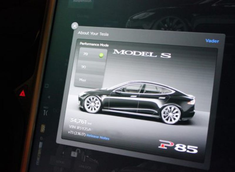 Vychytávky Tesla I: Skrytý Performance Mode nabízí překvapení pro majitele Tesla Model X
