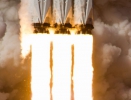 falcon-heavy-liftoff-closeup-tom-cross-576x1024