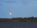 falcon-heavy-side-booster-landings-2-tom-cross-1024x576